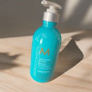 Moroccanoil smoothing lotion for frizzy hair